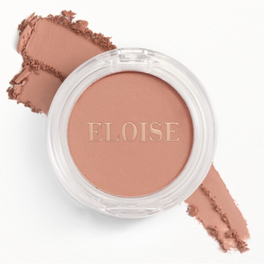 Eloise Blush in “Bloom”